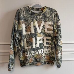 LIVE LIFE ELEVATED Camouflage Crewneck Sweatshirt